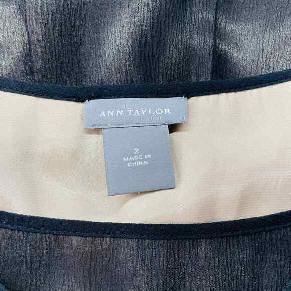 Ann Taylor Babydoll Whimsigoth Top Womens 2 Black Satin Lace Layered V-Neck - Picture 7 of 8